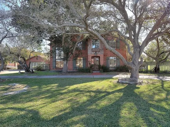 3417 Newcastle Dr, Corpus Christi, TX 78418