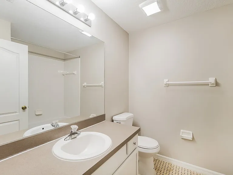 605 Cherry Laurel St — Photo 14