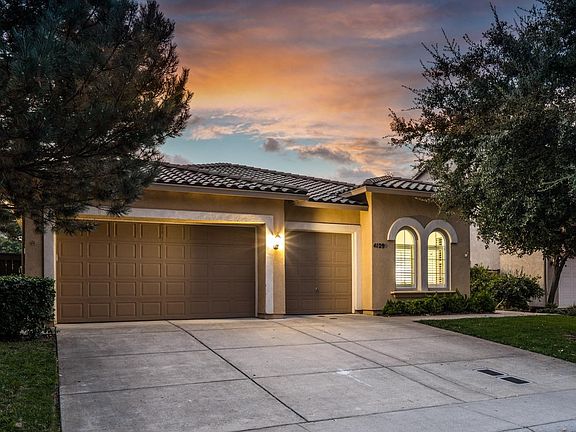 3rd image of 4129 Borders Dr