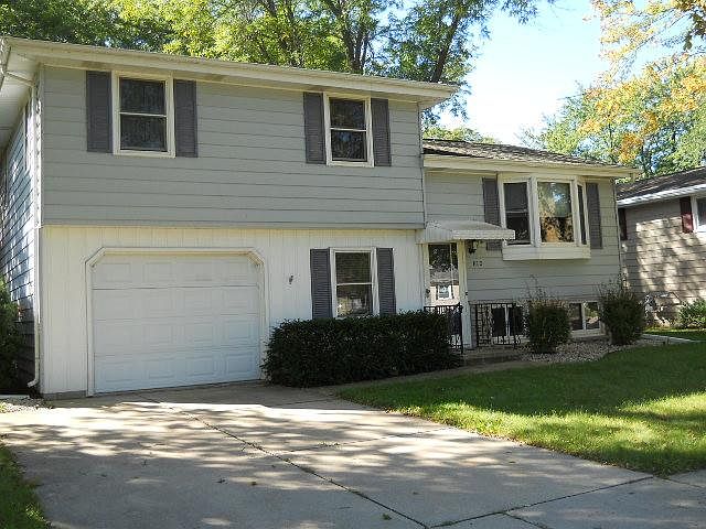 1st image of 810 Forest Ave