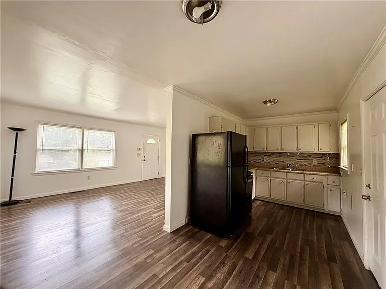 3151 Bluebird Ln — Photo 4