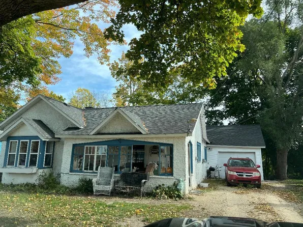 338 N Lincoln Ave, Lakeview, MI 48850