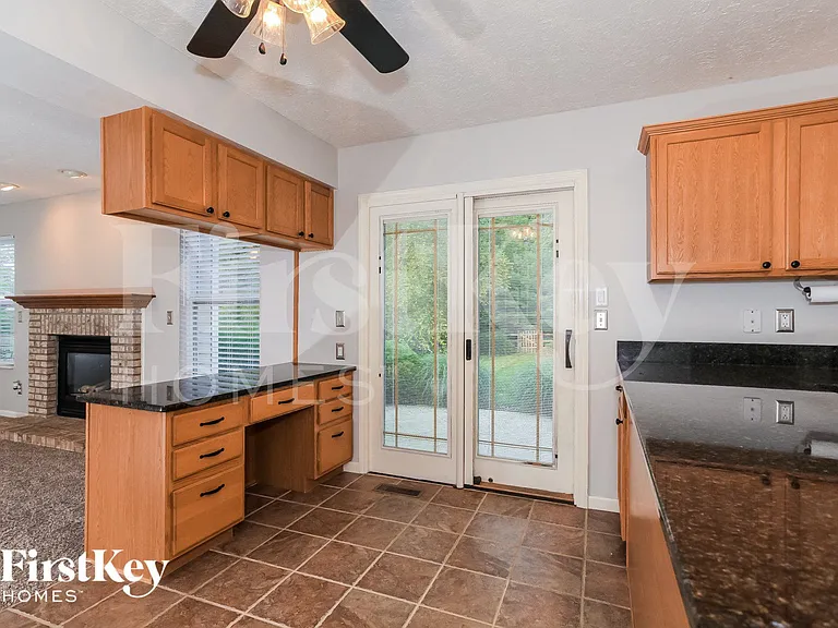 6278 Maple Grv — Photo 6