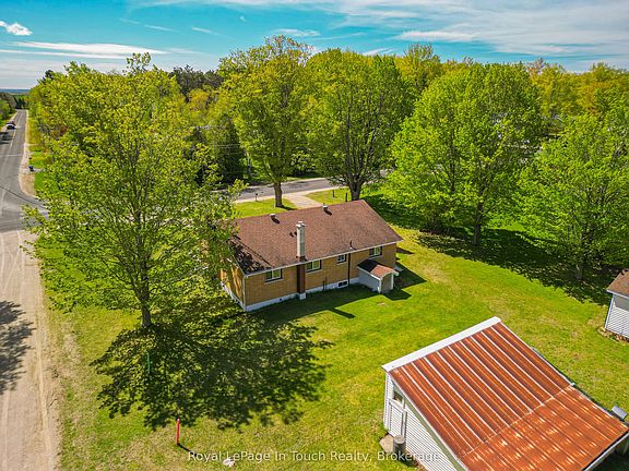 5th image of 859 Cedar Point Rd
