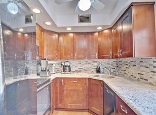 66 Burgundy Dr #B, Delray Beach, FL 33484