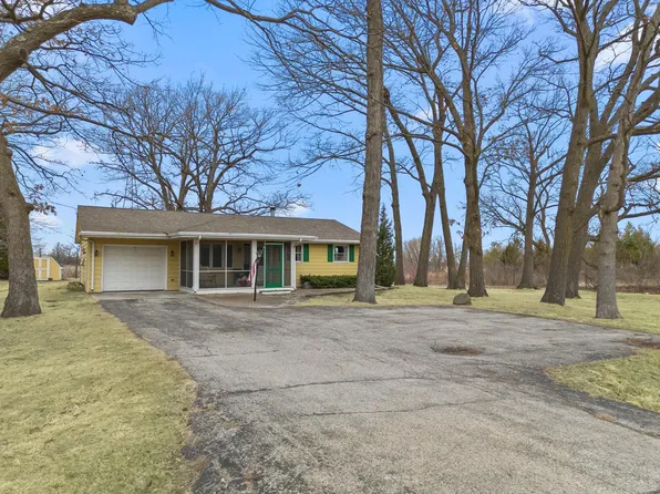 W4428 Highway 11, Elkhorn, WI 53121