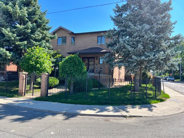 531 Lauder Ave, Toronto, ON M6E 3J5
