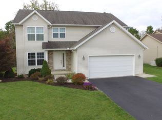 1913 Lippincott Ave, Findlay, OH 45840