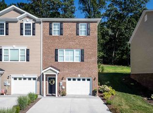 583 Spring Oaks Dr, Rockingham, VA 22801