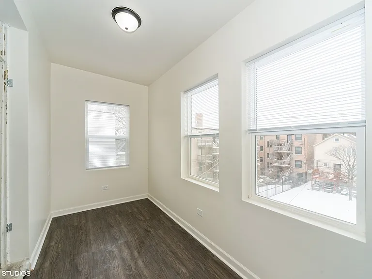 4934 W Jackson Blvd #1E — Photo 7