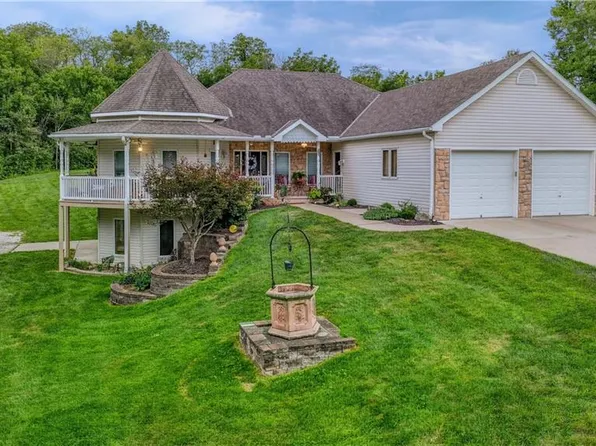 9897 SW 223rd St, Trimble, MO 64492