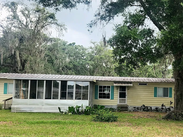 7900 E Northlake Dr — Photo 1