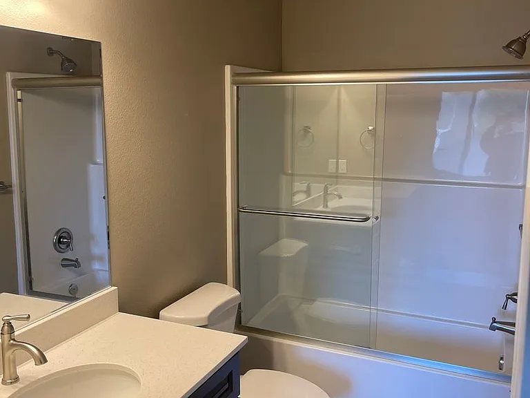 194 Hiatt St #194 — Photo 10