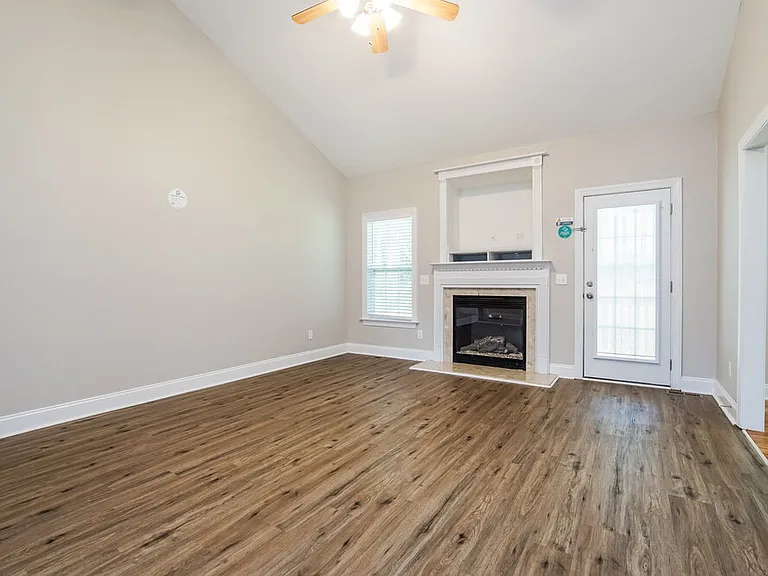 253 Keller Dr — Photo 5