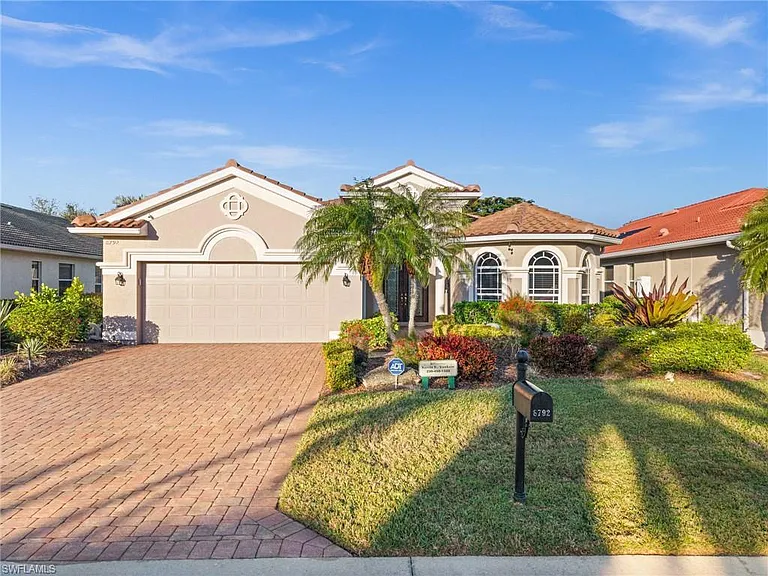 8792 Largo Mar Dr — Photo 4