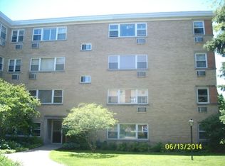 7423 N Ridge Blvd APT 1H, Chicago, IL 60645