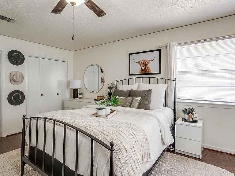3217 Lubbock Ave #B — Photo 5