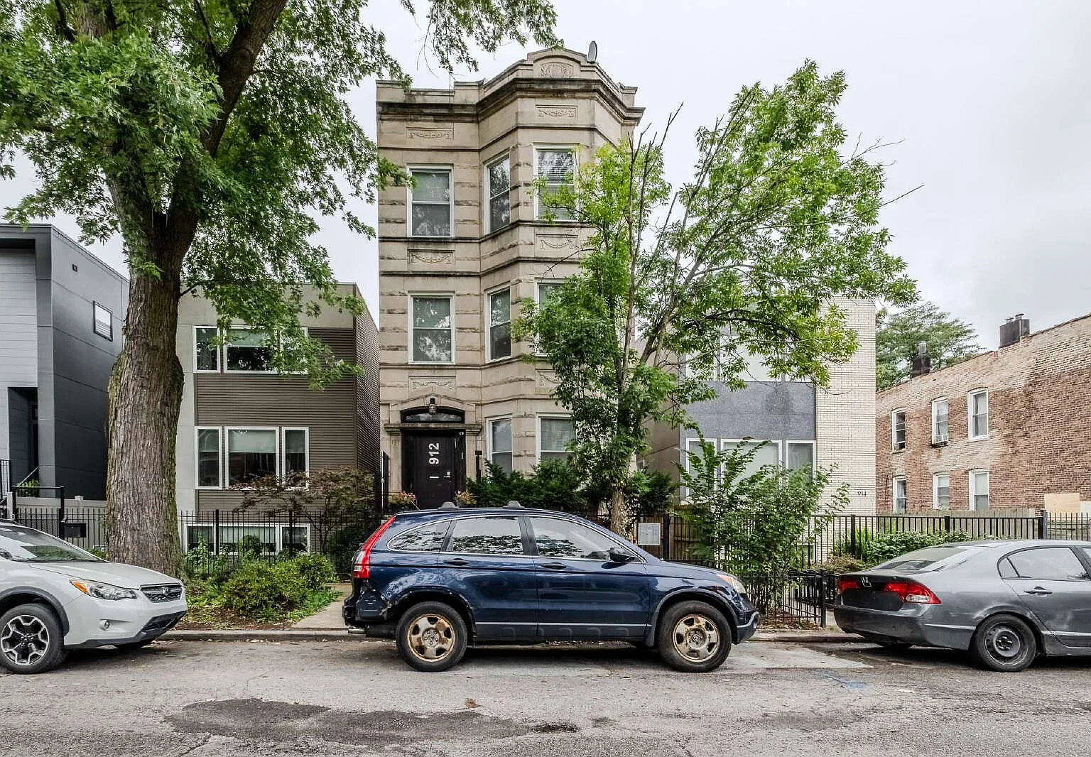 912 N Richmond St — Photo 1