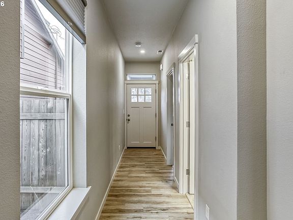 4th image of 6314 SE 87th Ave