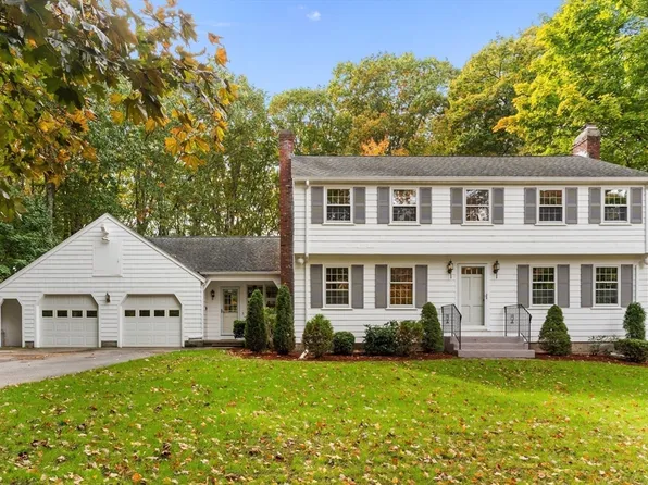 13 Conestoga Rd, Chelmsford, MA 01824