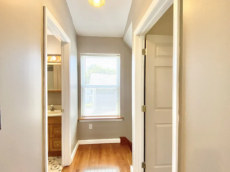 1001 Bloom Rd #104 — Photo 4