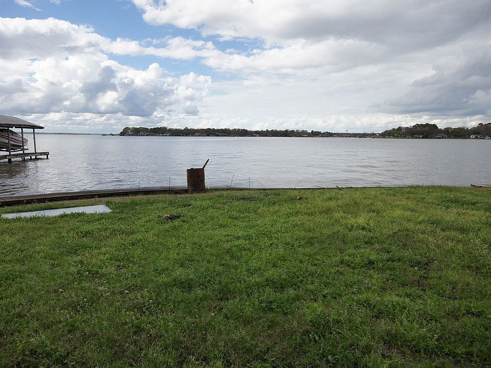 2nd image of 119 Tanglewood Loop
