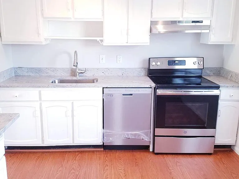 150 Gold Kettle Dr — Photo 8