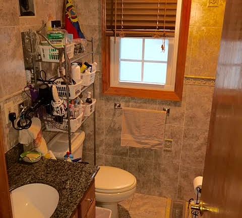 5th image of 532 Schuyler Ave