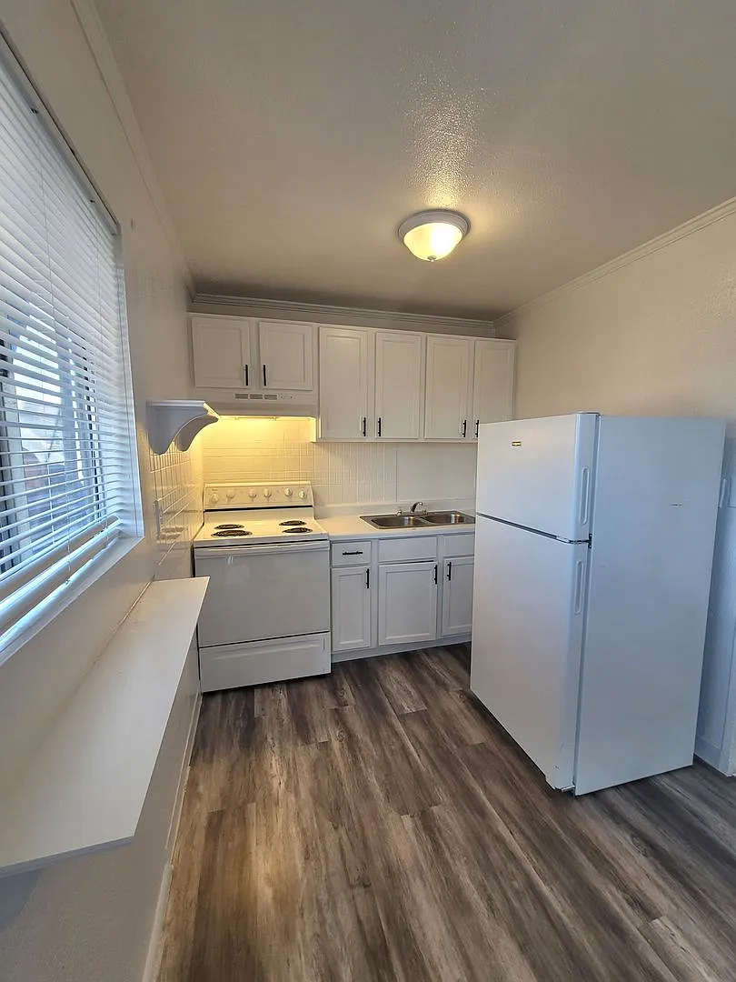 108 Coogan — Photo 2