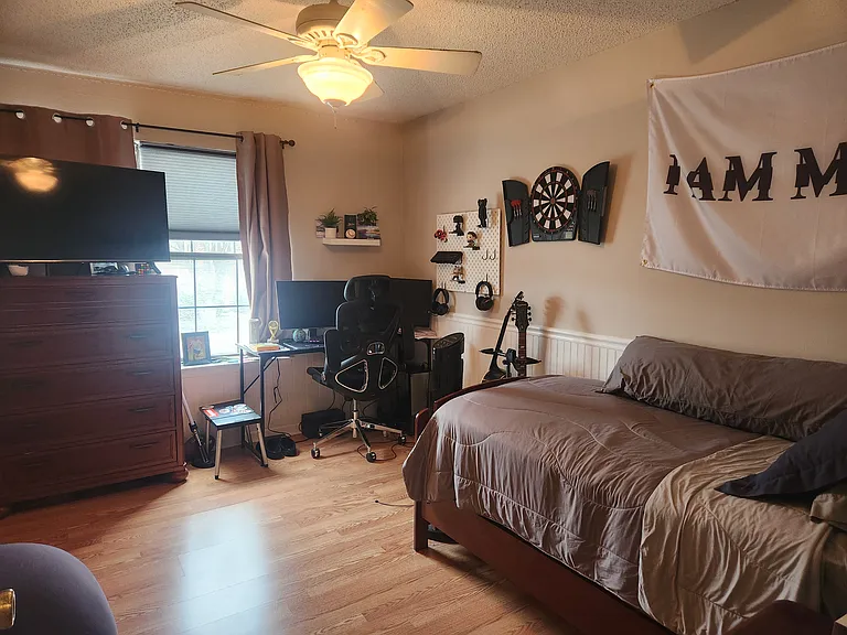 330 Penns Way — Photo 7
