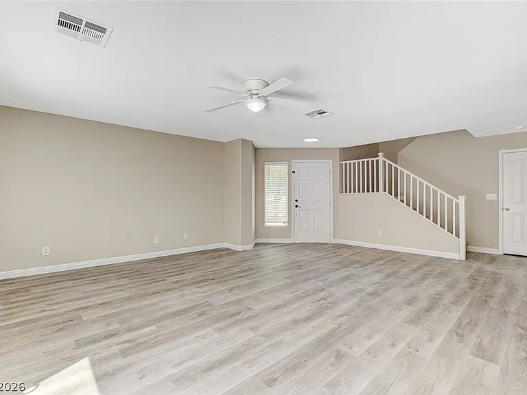 1129 Autumn Bay Ct — Photo 4
