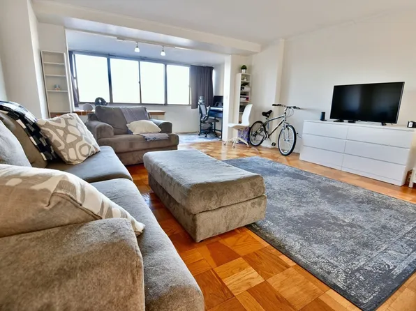 6 Whittier Pl APT 2B, Boston, MA 02114