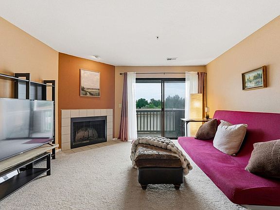 4th image of 4985 Twin Lakes Rd #94