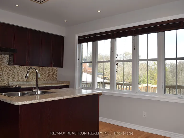 15 Burning Springs Pl — Photo 16