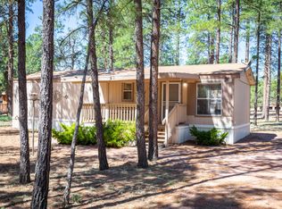 2892 Deer Trl, Overgaard, AZ 85933