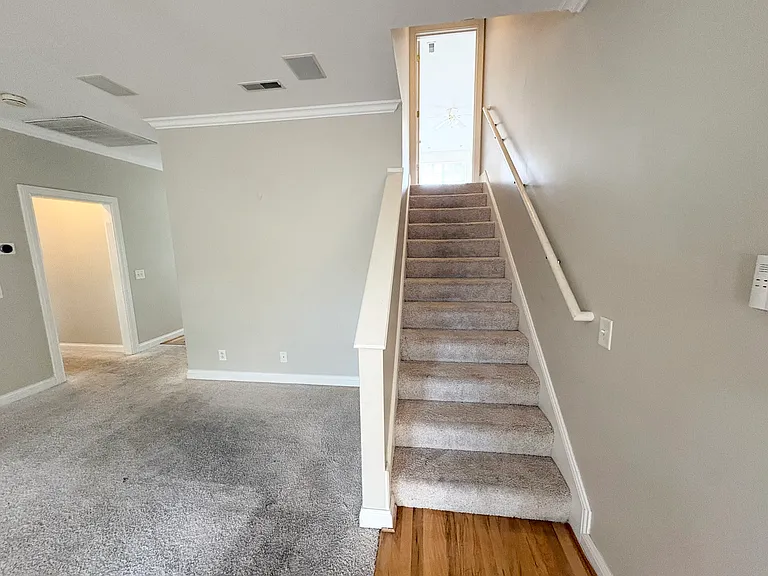 6625 Ascot Dr — Photo 31