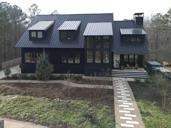 10496 Serenbe Ln, Chattahoochee Hills, GA 30268
