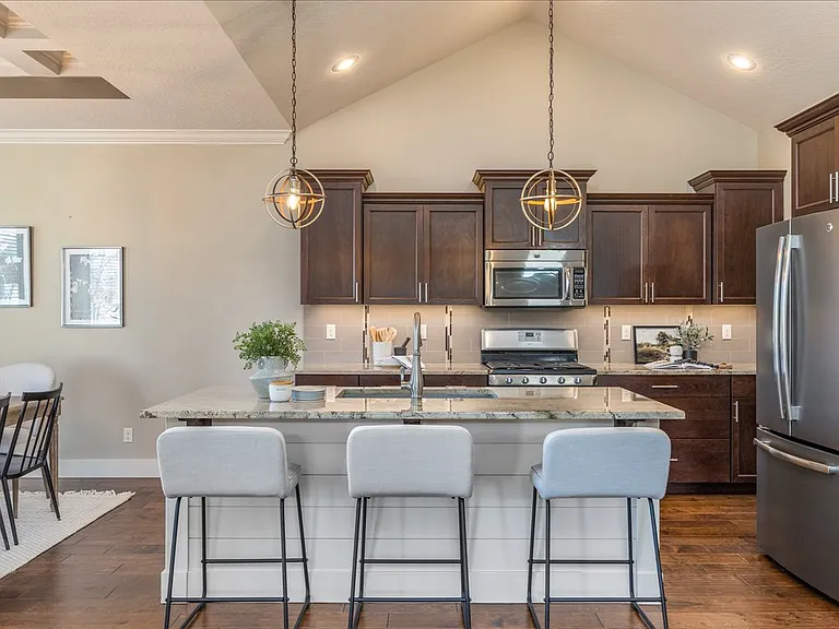 406 S Winslow Bay Way — Photo 32