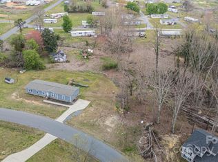 105 Crown Ct, Kings Mountain, NC 28086