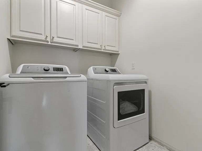 13717 Napoleon Rd — Photo 22