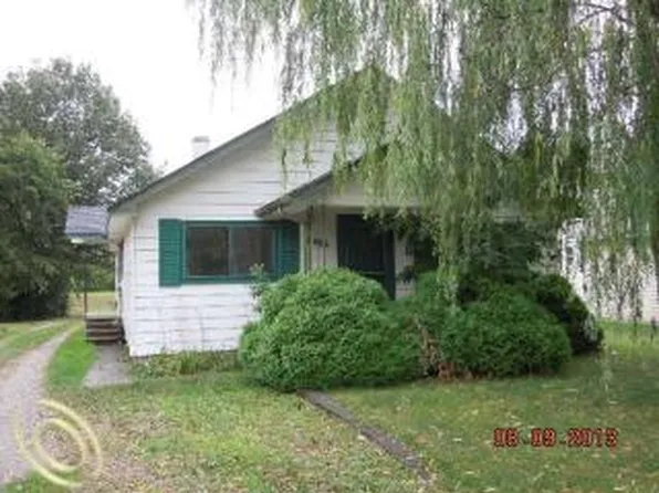 33865 W Jefferson Ave, Brownstown, MI 48173