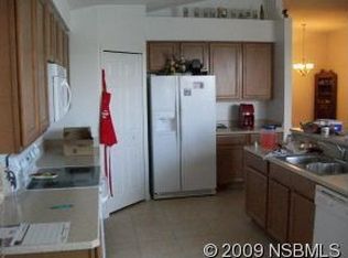 802 Star Reef Ln, Edgewater, FL 32132