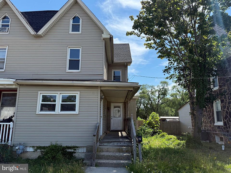 1st image of 16 Delsea Dr N