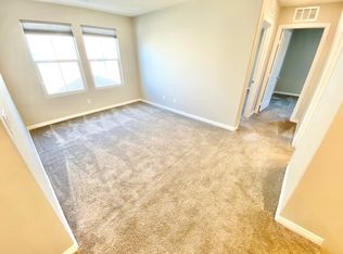 2826 Turnstone Ridge St, Henderson, NV 89044