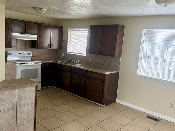 5th image of 3772 W Mansfield Cir