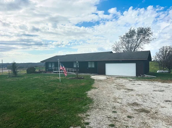 1215 State Highway 92, Winterset, IA 50273