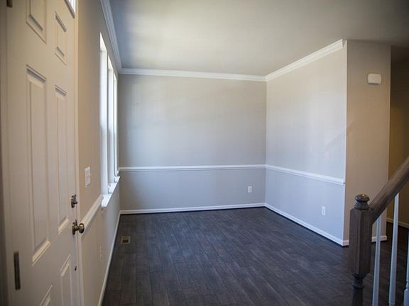 4th image of 10321 Twin Leaf Dr