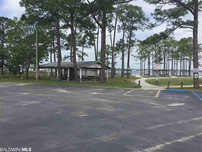 2nd image of 5591 Pensacola Ave