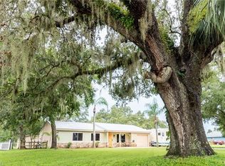 4039 S Edgewater Cir, Labelle, FL 33935