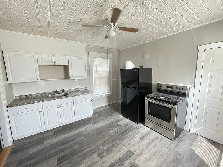 336 Amherst St #1 — Photo 13